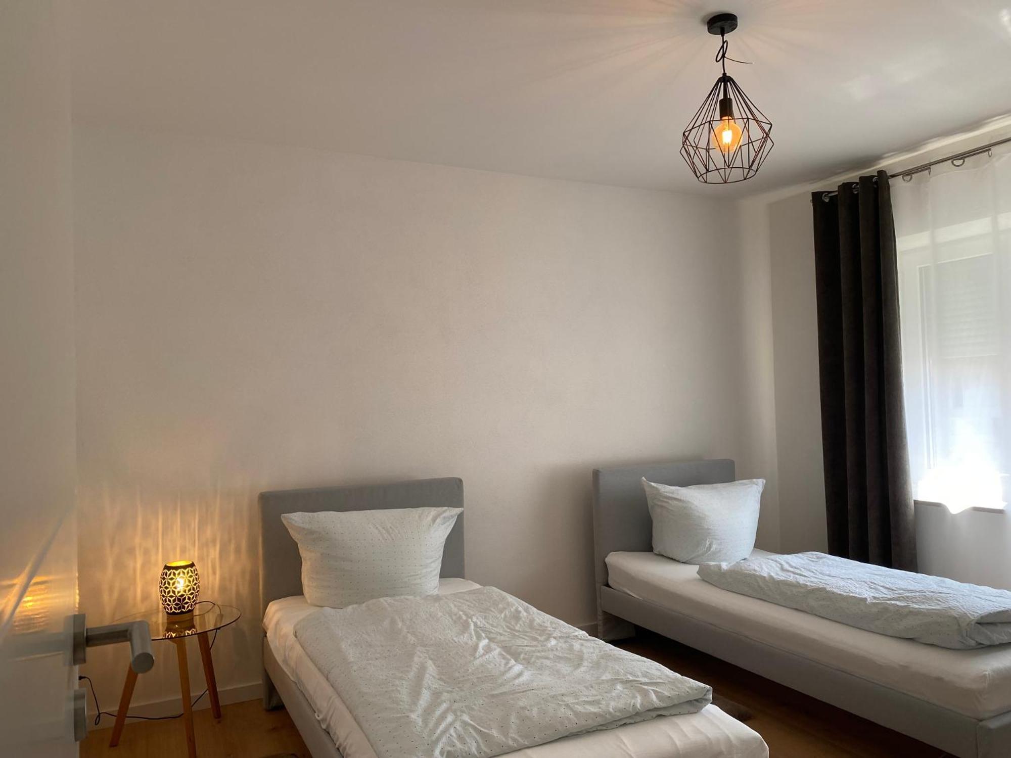 Modern Living Apartment - Naehe Krankenhaus, Altstadt, Bahnhof - 3-Zimmer Амберг Екстериор снимка